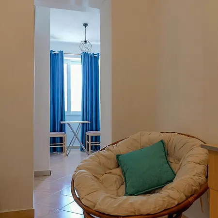Budo * Sarandë
