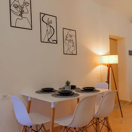 Apartment Budo
