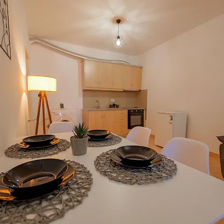 Budo Apartment Sarande