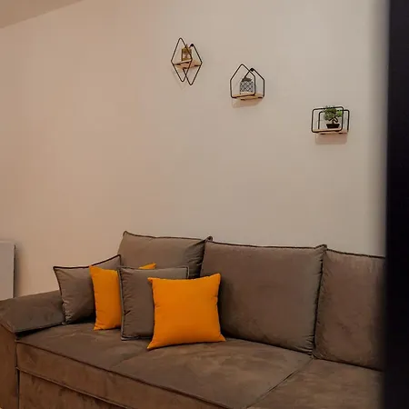 Lägenhet Budo *