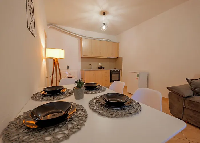 Budo Apartamento Sarandë